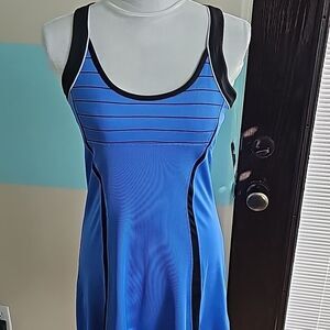 Bolle womens scoop neck sport tank with back cutout ideal for tennis, golf sz m